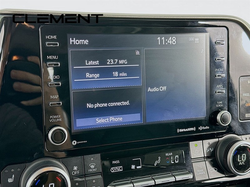 Toyota Highlander Vehicle Full-screen Gallery Image 19