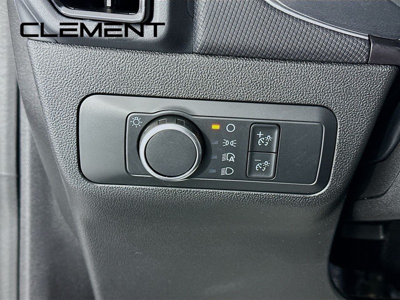 Ford Bronco Sport Vehicle Full-screen Gallery Image 14