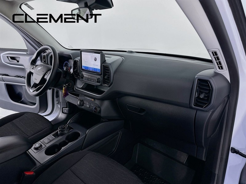 Ford Bronco Sport Vehicle Full-screen Gallery Image 31