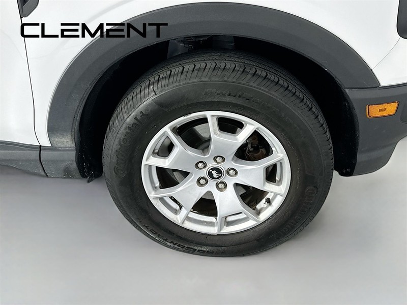 Ford Bronco Sport Vehicle Full-screen Gallery Image 33