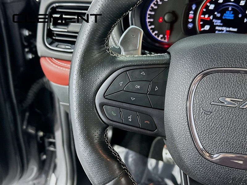 Dodge Durango Vehicle Full-screen Gallery Image 16