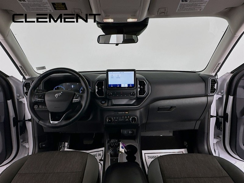 Ford Bronco Sport Vehicle Full-screen Gallery Image 12