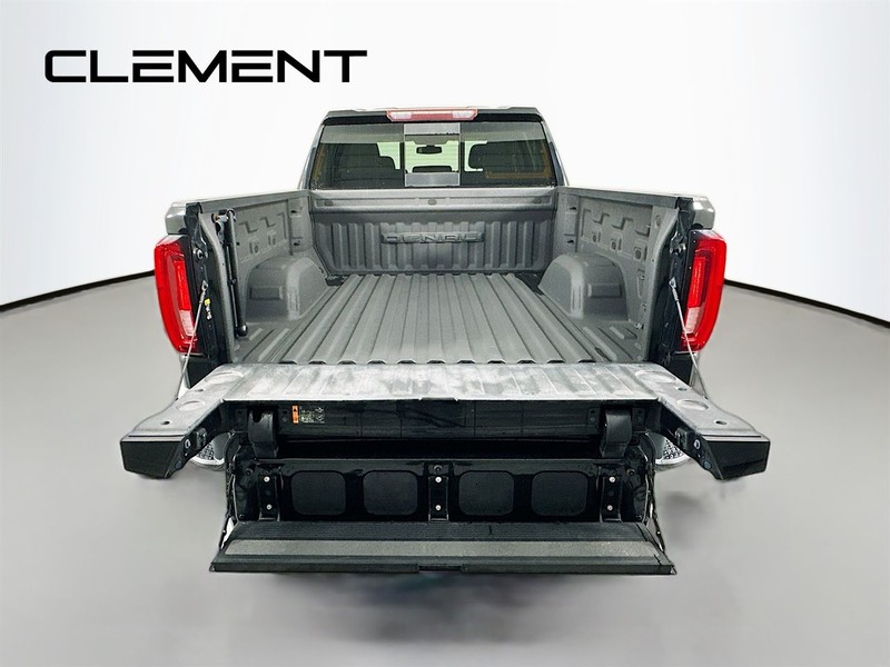 GMC Sierra 1500 Vehicle Image 11
