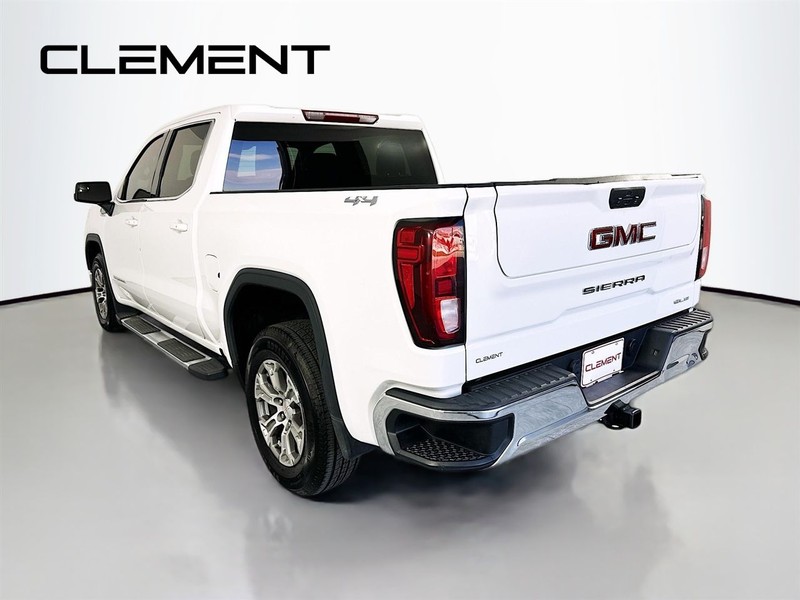 GMC Sierra 1500 Vehicle Image 10