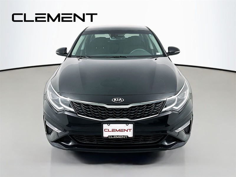 Kia Optima Vehicle Image 03