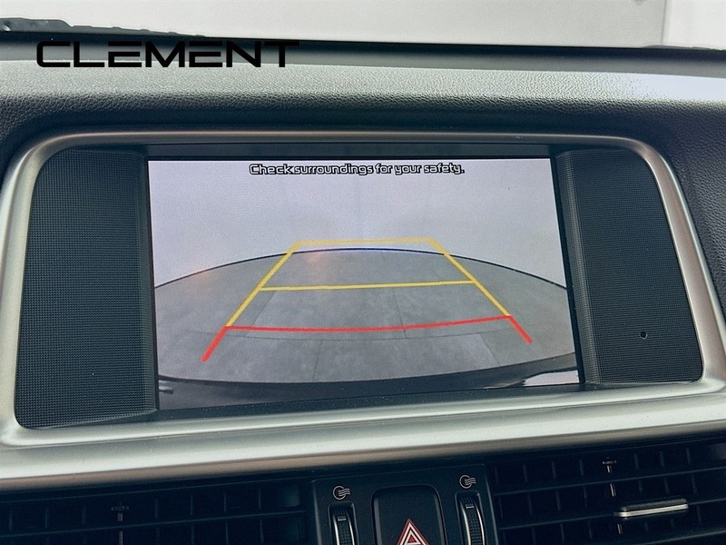 Kia Optima Vehicle Image 20