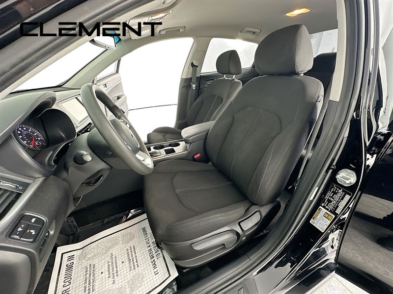 Kia Optima Vehicle Image 28