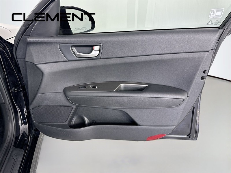 Kia Optima Vehicle Image 33