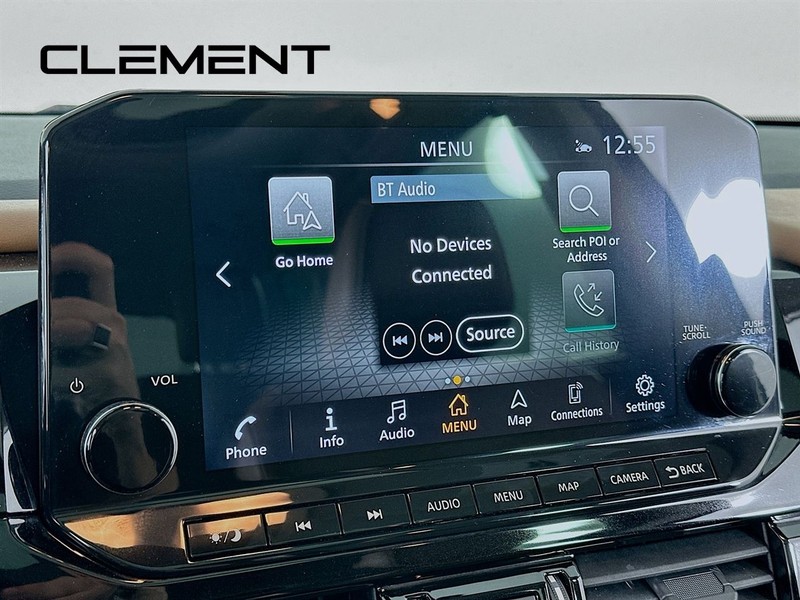 Nissan Pathfinder Vehicle Full-screen Gallery Image 19