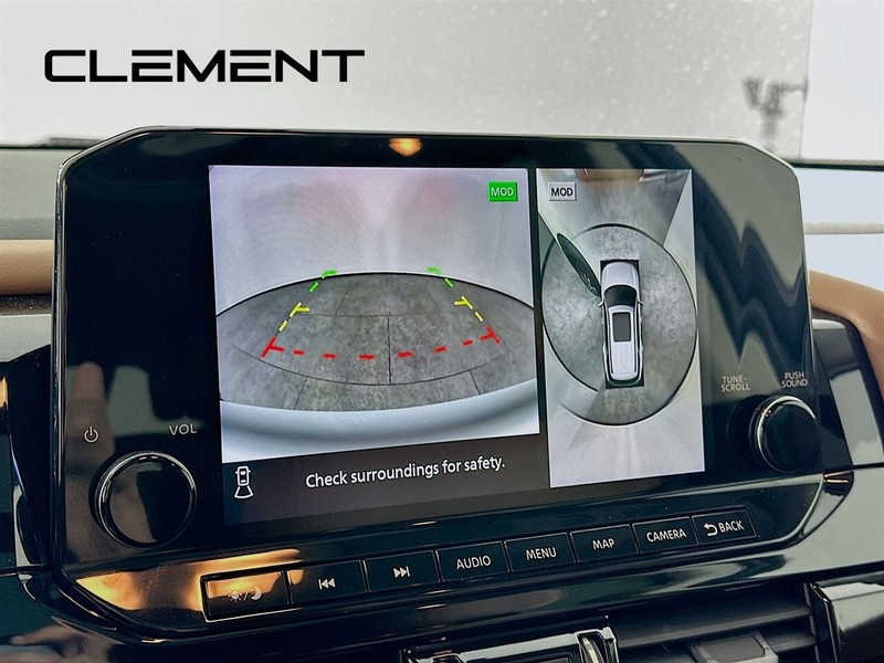 Nissan Pathfinder Vehicle Full-screen Gallery Image 20