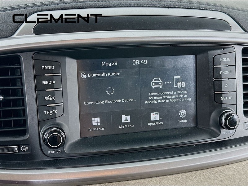Kia Sorento Vehicle Full-screen Gallery Image 19