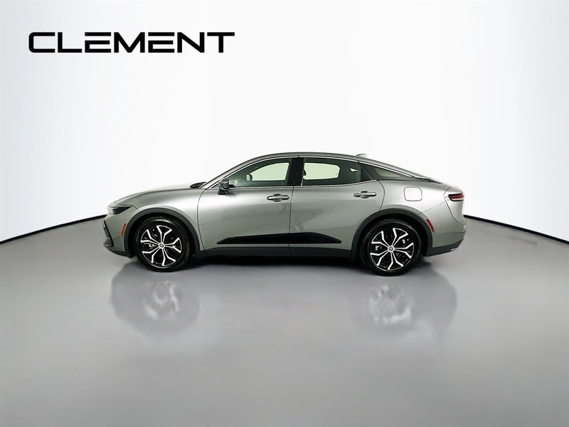 Toyota Crown Vehicle Image 06