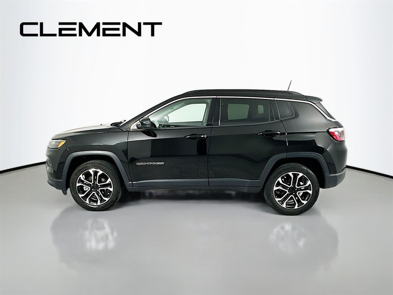 Jeep Compass Vehicle Full-screen Gallery Image 6