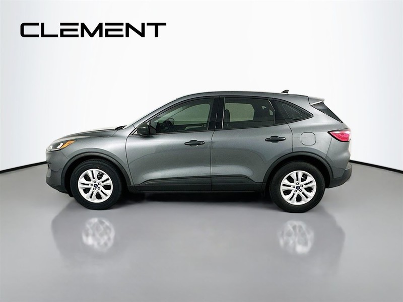 Ford Escape Vehicle Full-screen Gallery Image 6