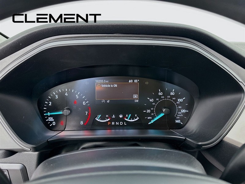 Ford Escape Vehicle Full-screen Gallery Image 18