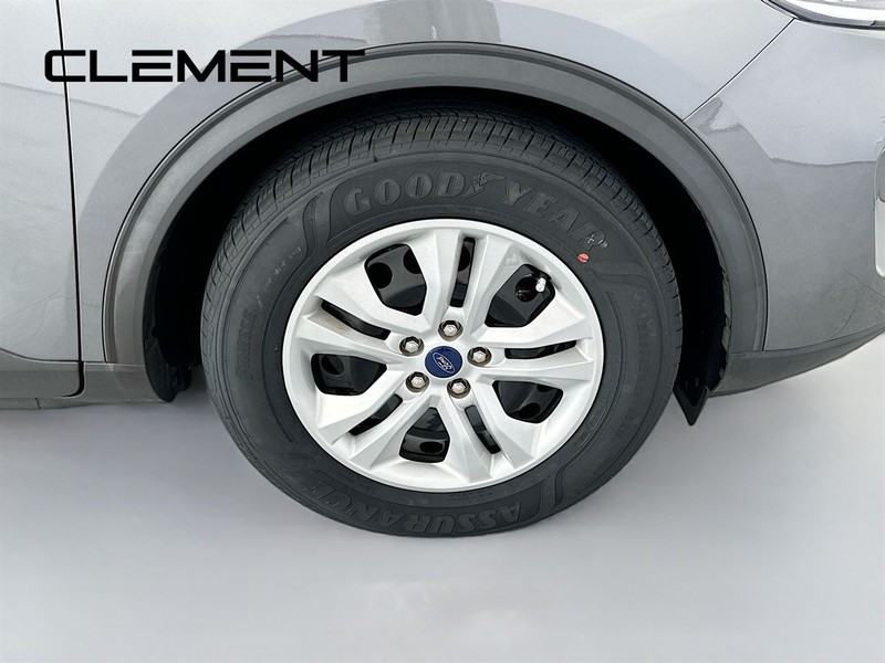 Ford Escape Vehicle Full-screen Gallery Image 34