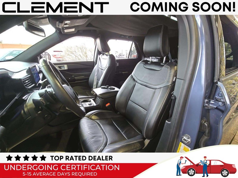 Ford Explorer Vehicle Full-screen Gallery Image 3