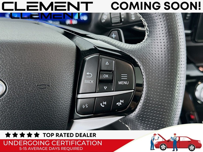 Ford Explorer Vehicle Image 17