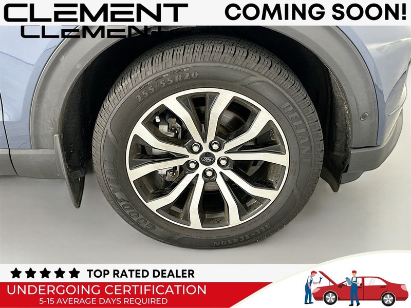 Ford Explorer Vehicle Image 38