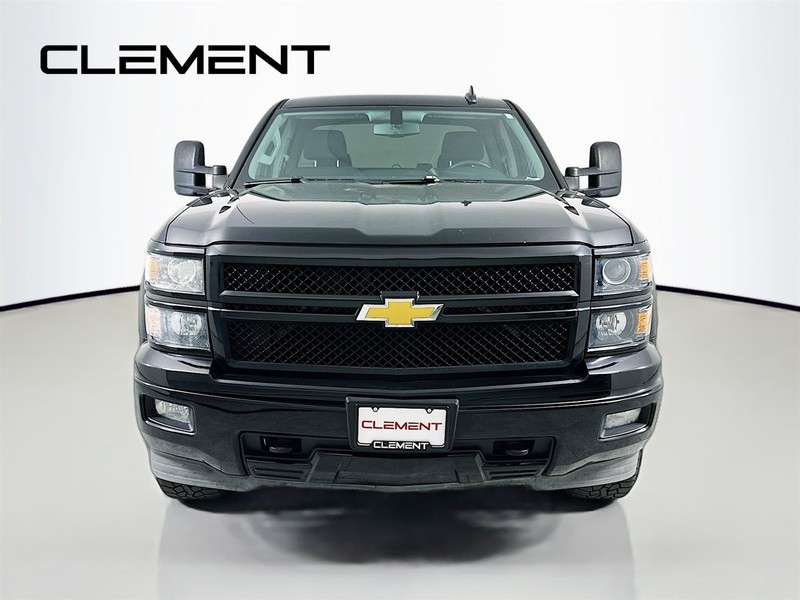 Chevrolet Silverado 1500 Vehicle Full-screen Gallery Image 03