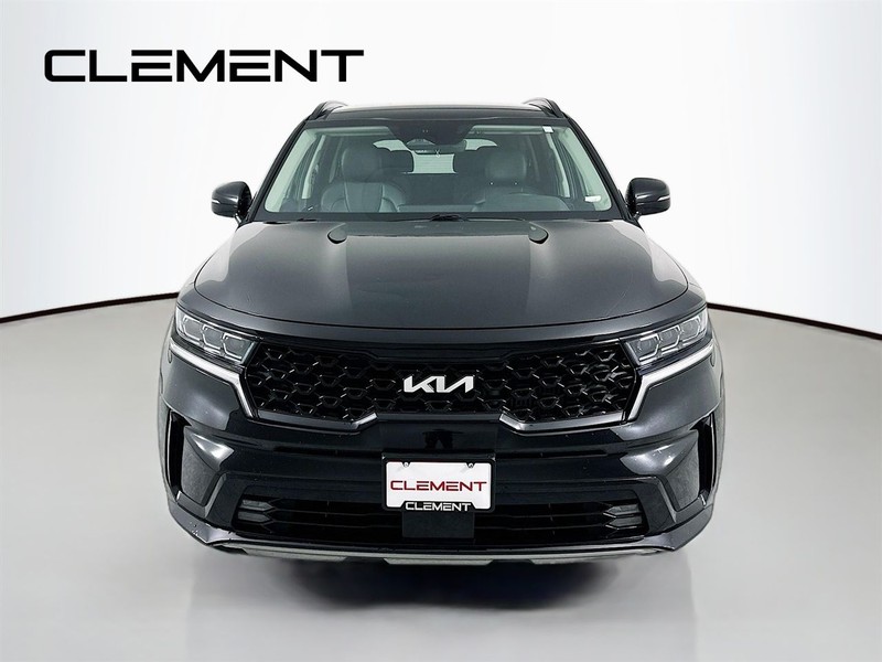 Kia Sorento Vehicle Image 03