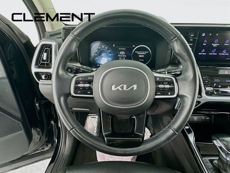 Kia Sorento Vehicle Image 15