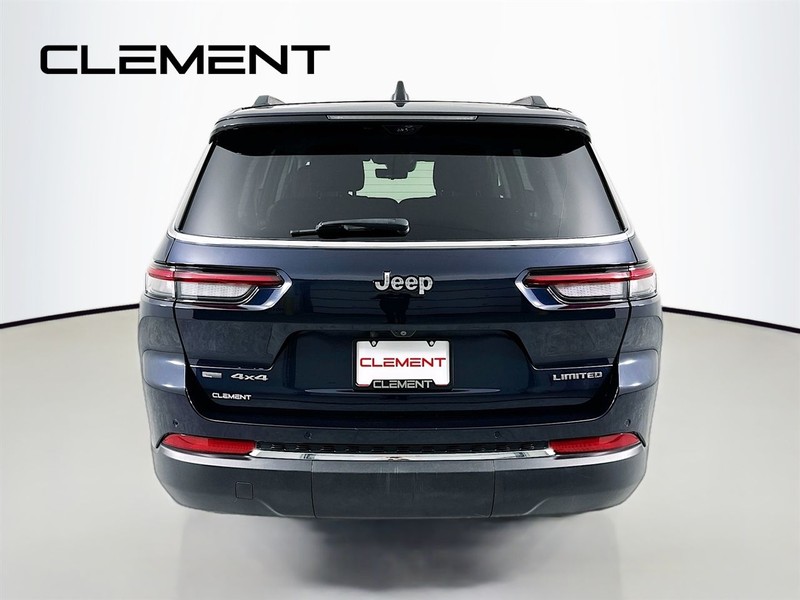 Jeep Grand Cherokee L Vehicle Full-screen Gallery Image 8
