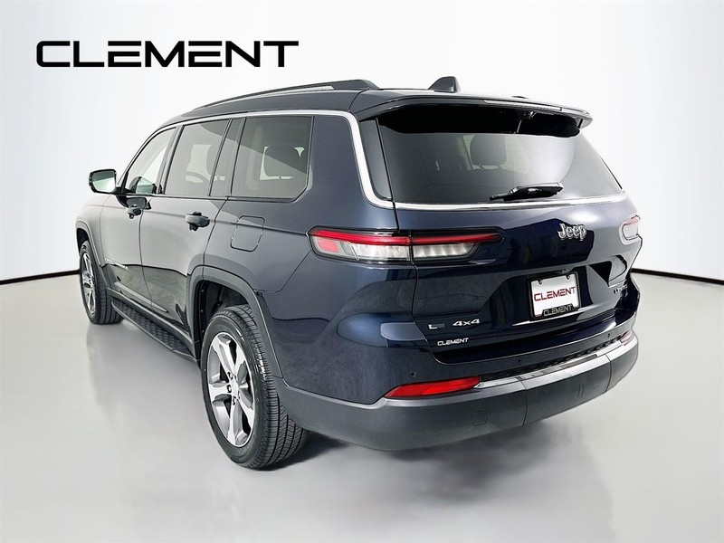 Jeep Grand Cherokee L Vehicle Full-screen Gallery Image 10