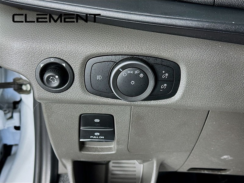 Ford Transit Cargo Van Vehicle Full-screen Gallery Image 14