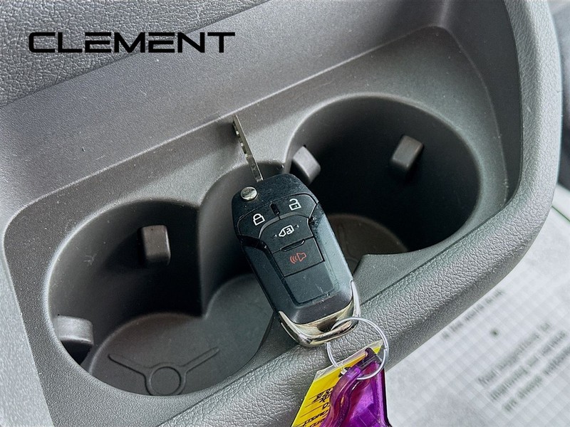 Ford Transit Cargo Van Vehicle Full-screen Gallery Image 23