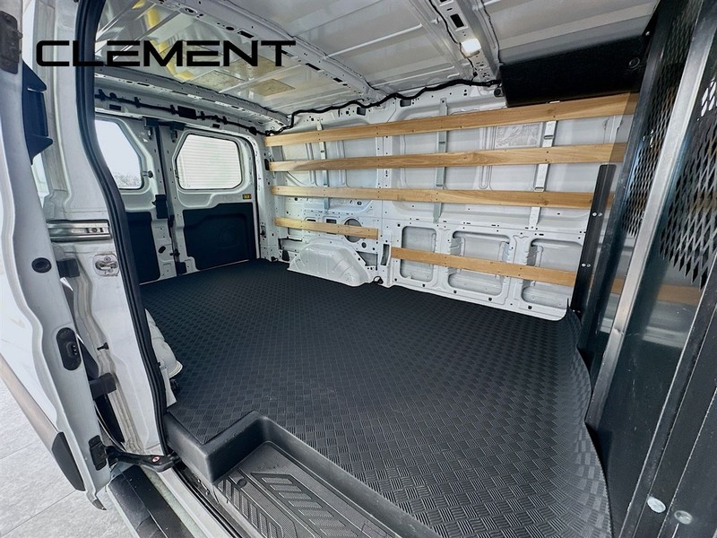 Ford Transit Cargo Van Vehicle Full-screen Gallery Image 29