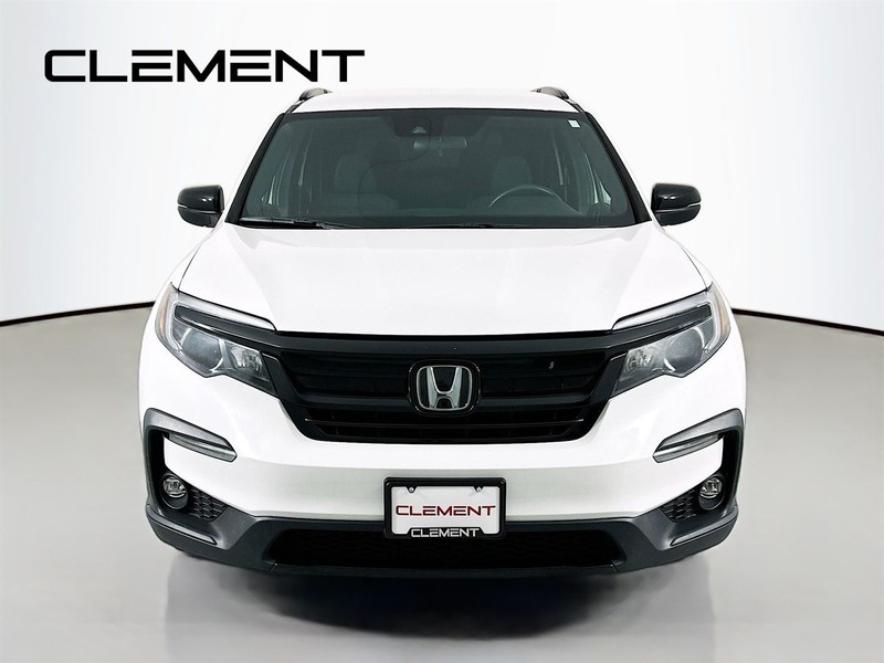 Honda Pilot Vehicle Full-screen Gallery Image 3