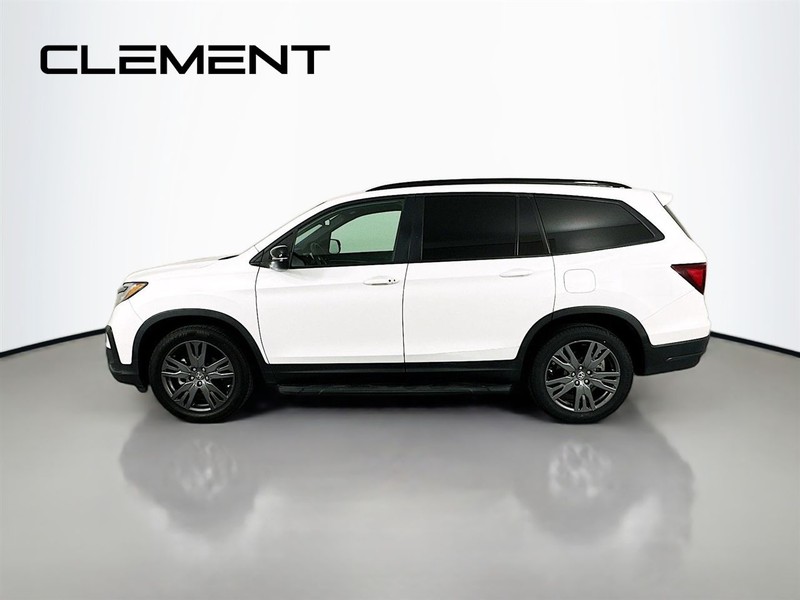 Honda Pilot Vehicle Full-screen Gallery Image 6