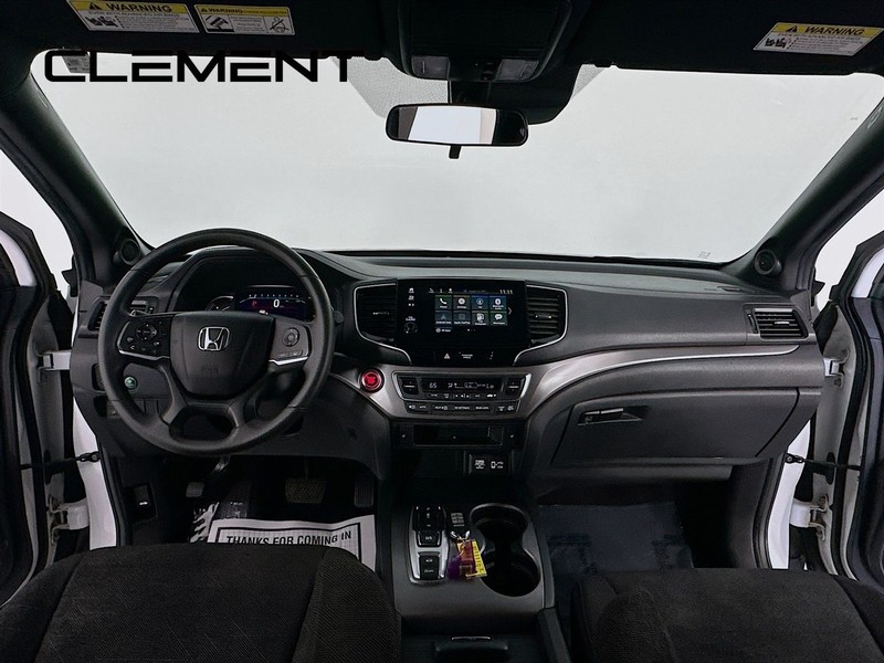 Honda Pilot Vehicle Full-screen Gallery Image 12