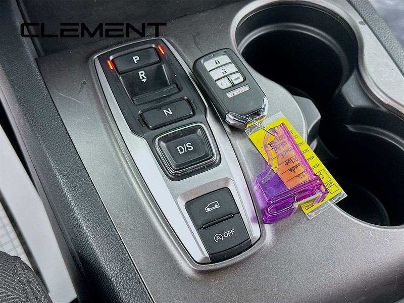Honda Pilot Vehicle Full-screen Gallery Image 24