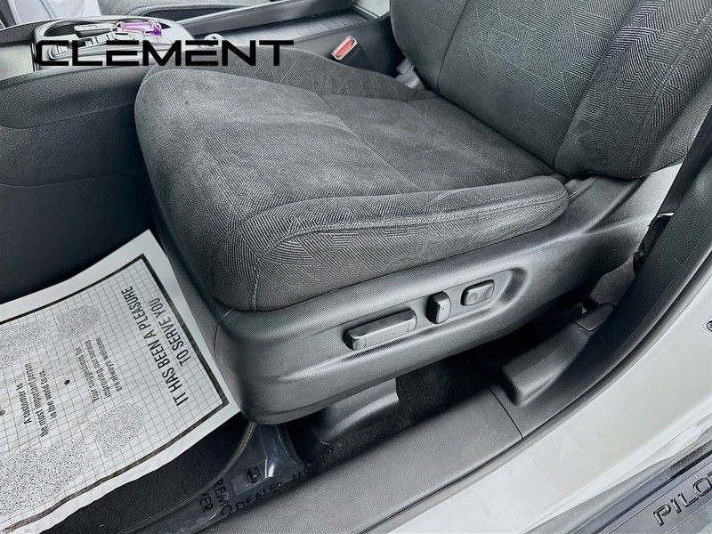 Honda Pilot Vehicle Full-screen Gallery Image 28