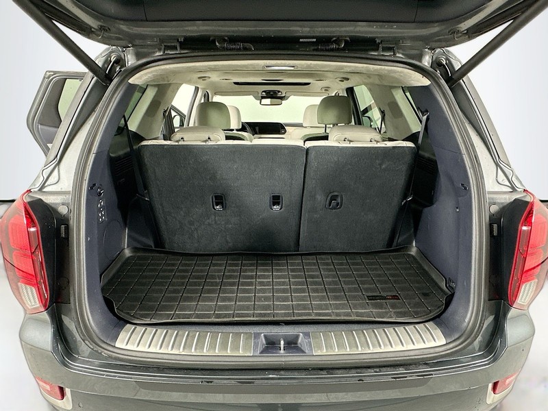 Hyundai Palisade Vehicle Full-screen Gallery Image 8