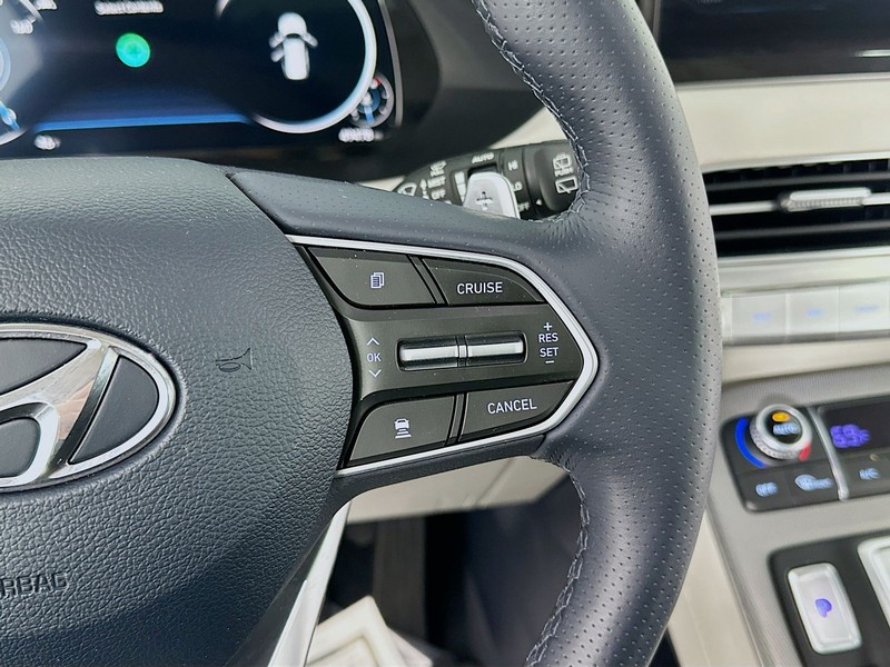 Hyundai Palisade Vehicle Full-screen Gallery Image 13