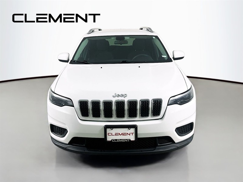 Jeep Cherokee Vehicle Full-screen Gallery Image 3