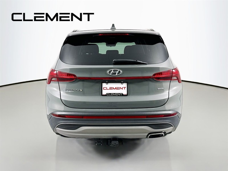 Hyundai Santa Fe Vehicle Full-screen Gallery Image 8