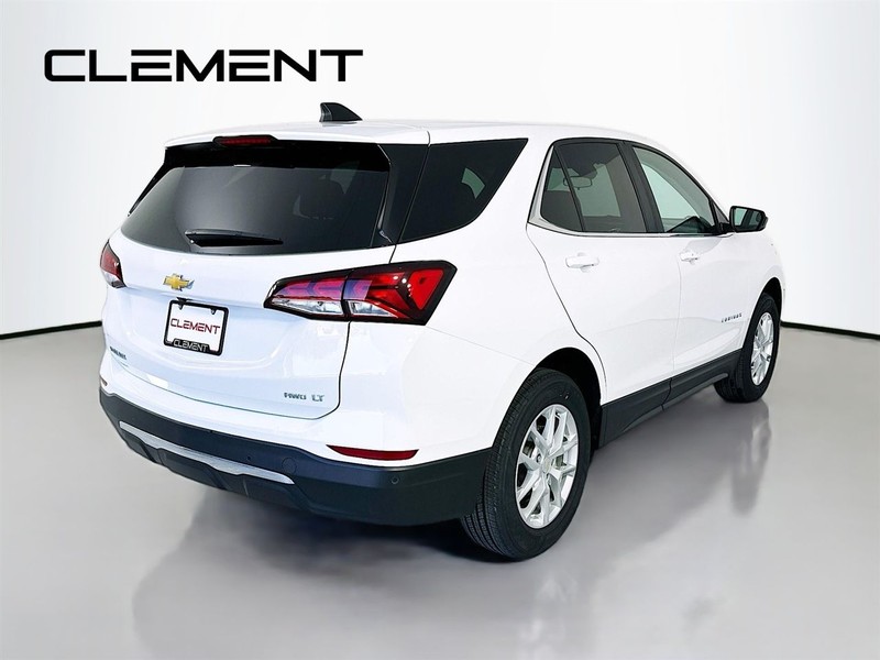 Chevrolet Equinox Vehicle Full-screen Gallery Image 07