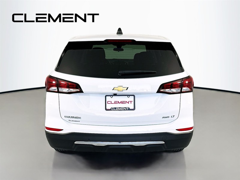 Chevrolet Equinox Vehicle Full-screen Gallery Image 08