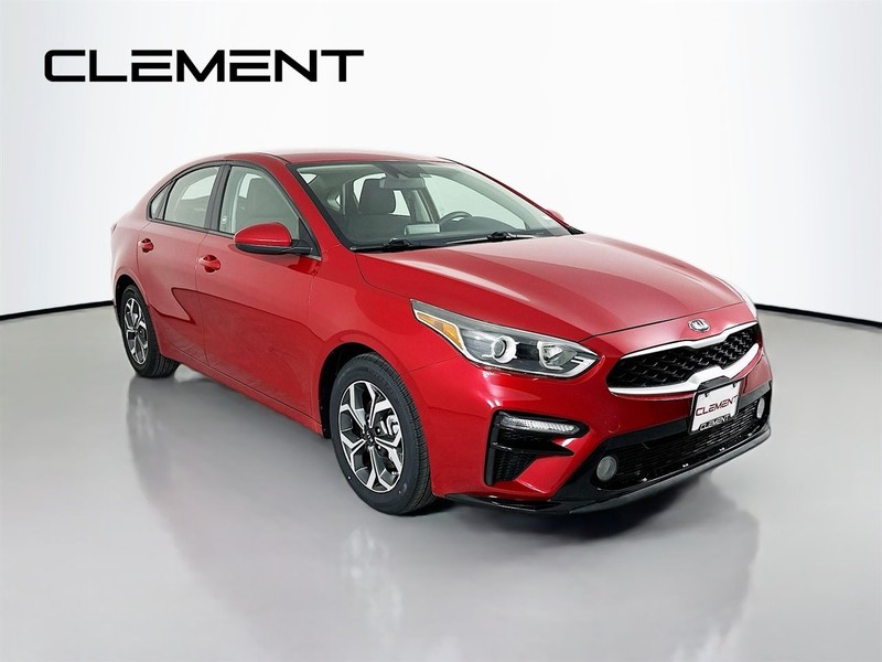 Kia Forte Vehicle Full-screen Gallery Image 5