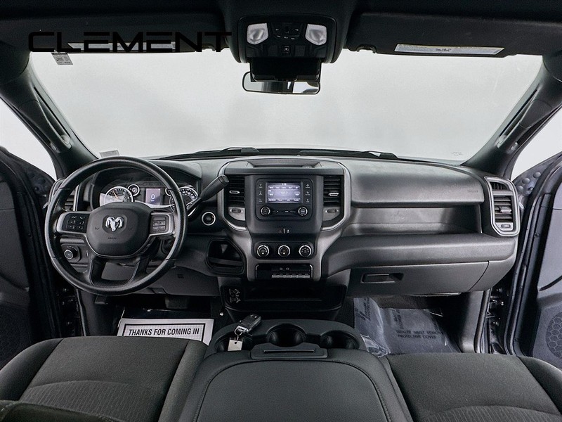 Ram 2500 Vehicle Full-screen Gallery Image 12