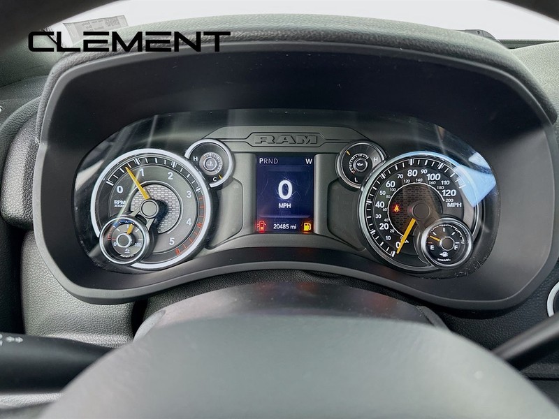 Ram 2500 Vehicle Full-screen Gallery Image 18