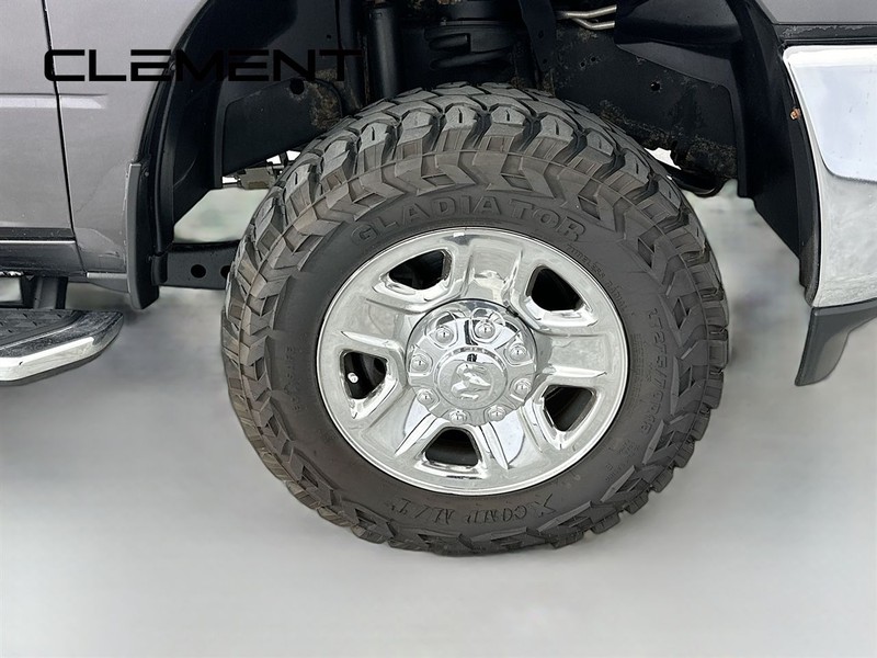 Ram 2500 Vehicle Full-screen Gallery Image 34