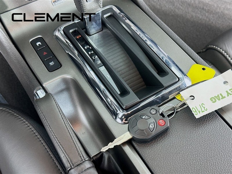 Ford Mustang Vehicle Image 22