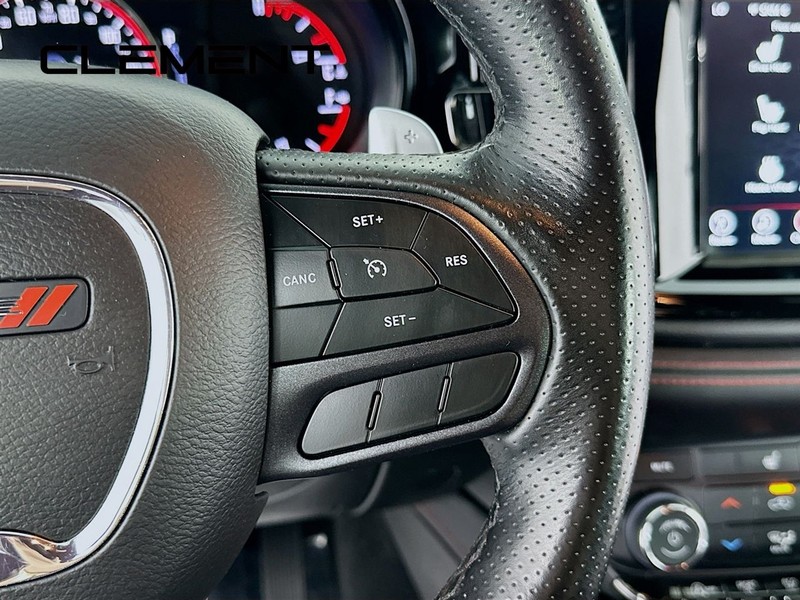 Dodge Durango Vehicle Image 17
