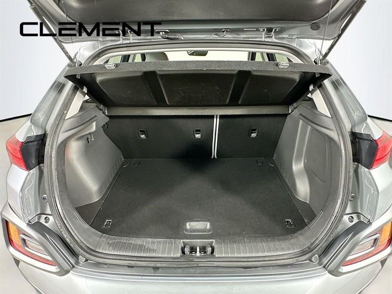 Hyundai Kona Vehicle Full-screen Gallery Image 11