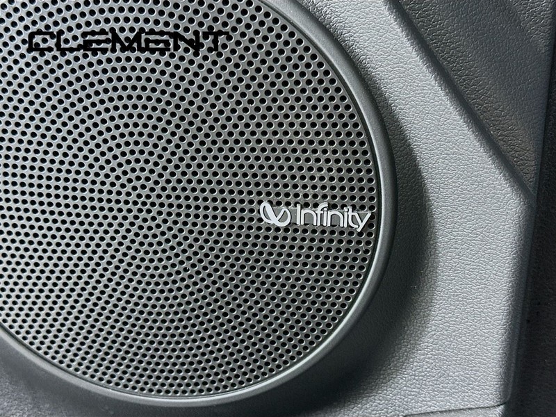 Hyundai Kona Vehicle Full-screen Gallery Image 27